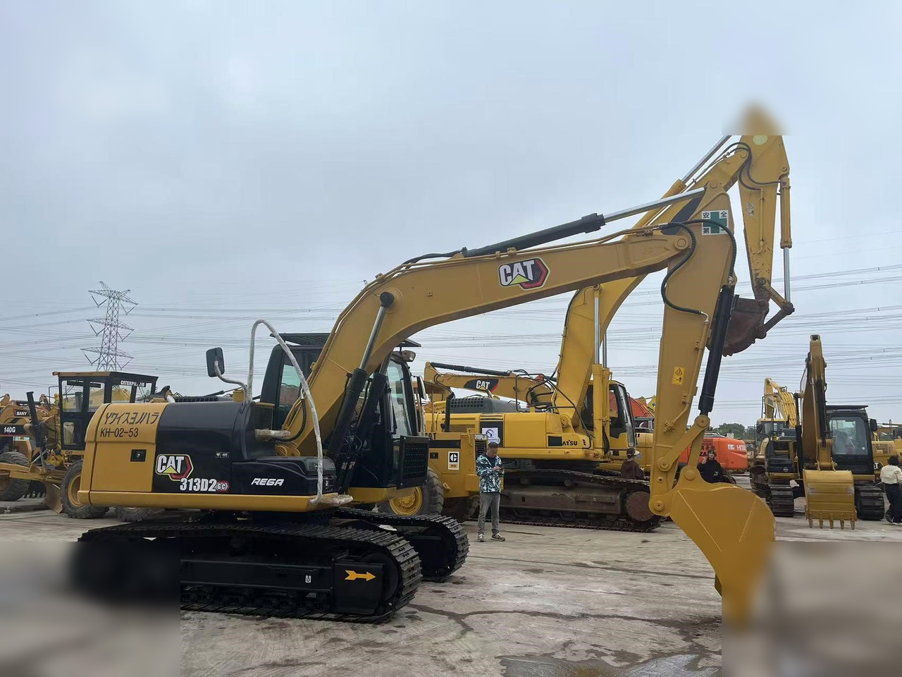 CATERPILLAR 313D2 GC - حفار زحاف: صورة 1 CATERPILLAR 313D2 GC - حفار زحاف: صورة 1