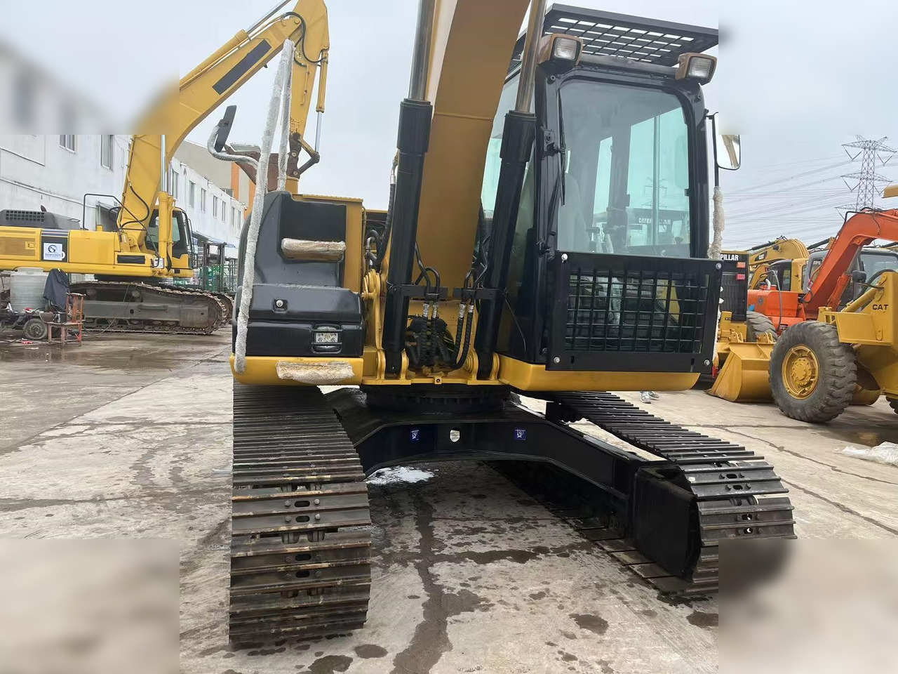 CATERPILLAR 313D2 GC - حفار زحاف: صورة 4 CATERPILLAR 313D2 GC - حفار زحاف: صورة 4