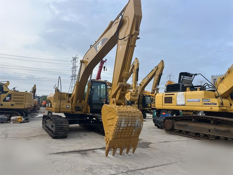 CATERPILLAR 320CL - حفار زحاف: صورة 2 CATERPILLAR 320CL - حفار زحاف: صورة 2