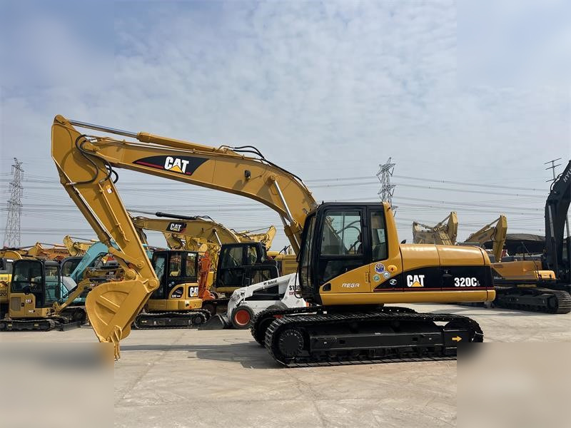 CATERPILLAR 320C - حفار زحاف: صورة 2 CATERPILLAR 320C - حفار زحاف: صورة 2