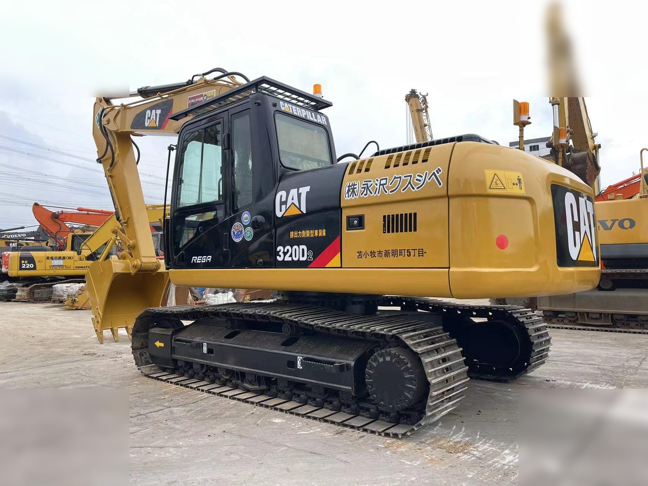CATERPILLAR 320D2 - حفار زحاف: صورة 3 CATERPILLAR 320D2 - حفار زحاف: صورة 3