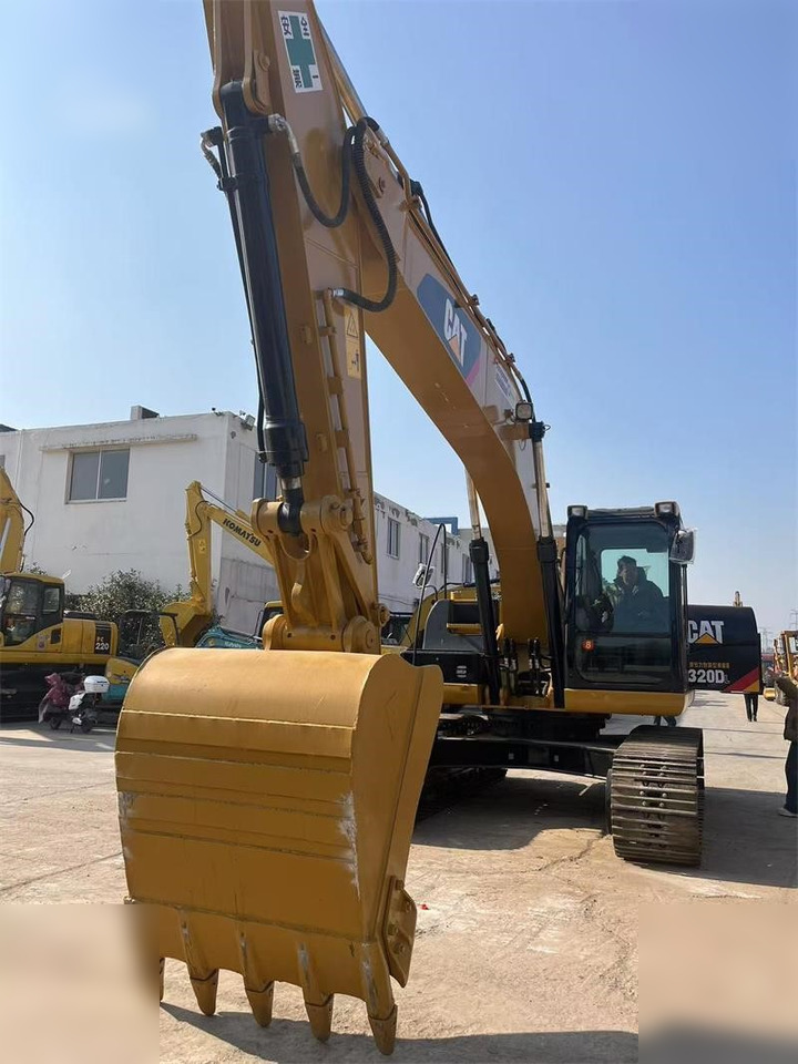 CATERPILLAR 320DL - حفار زحاف: صورة 3 CATERPILLAR 320DL - حفار زحاف: صورة 3