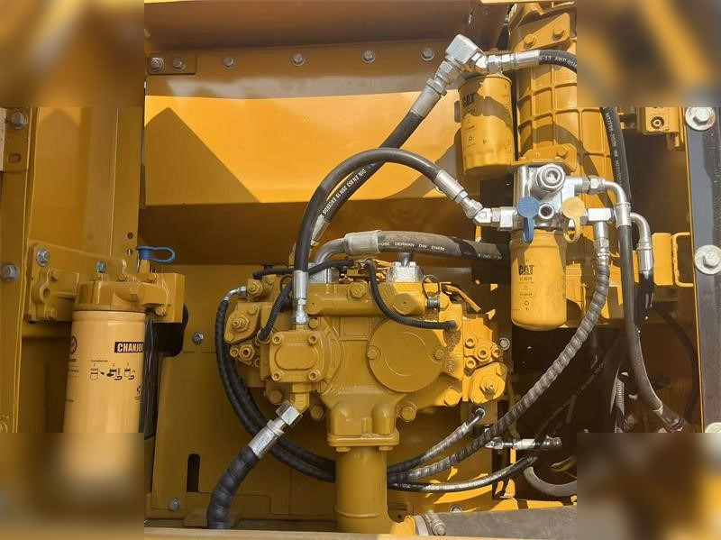 CATERPILLAR 320DL - حفار زحاف: صورة 5 CATERPILLAR 320DL - حفار زحاف: صورة 5