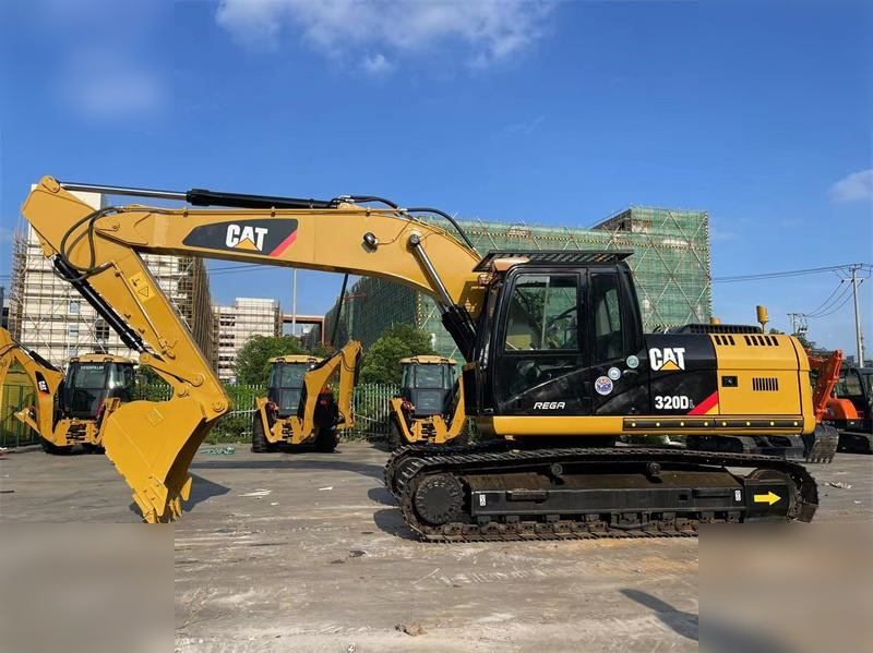 CATERPILLAR 320DL - حفار زحاف: صورة 1 CATERPILLAR 320DL - حفار زحاف: صورة 1