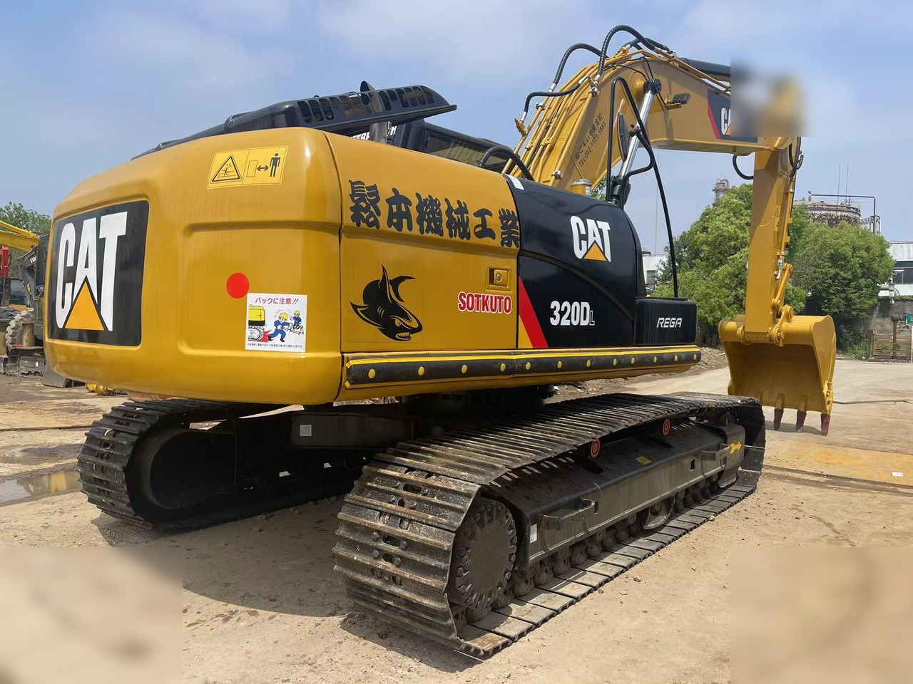 CATERPILLAR 320DL - حفار زحاف: صورة 3 CATERPILLAR 320DL - حفار زحاف: صورة 3