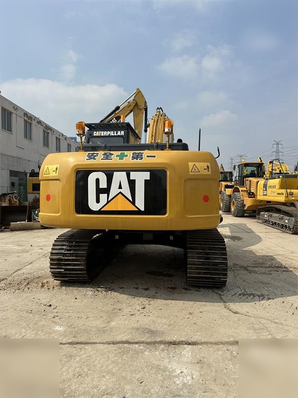 CATERPILLAR 320D - حفار زحاف: صورة 5 CATERPILLAR 320D - حفار زحاف: صورة 5
