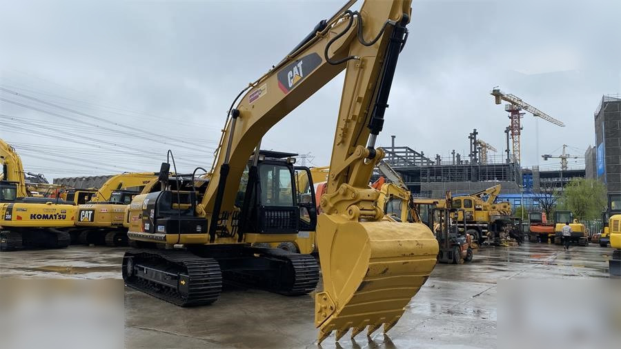 CATERPILLAR 320D - حفار زحاف: صورة 2 CATERPILLAR 320D - حفار زحاف: صورة 2