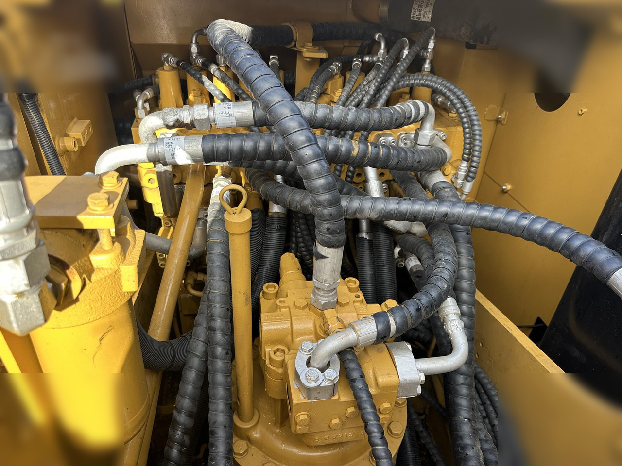 CATERPILLAR 320D - حفار زحاف: صورة 3 CATERPILLAR 320D - حفار زحاف: صورة 3