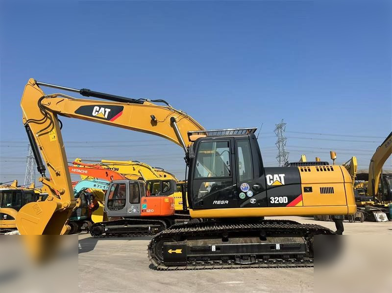 CATERPILLAR 320D - حفار زحاف: صورة 1 CATERPILLAR 320D - حفار زحاف: صورة 1