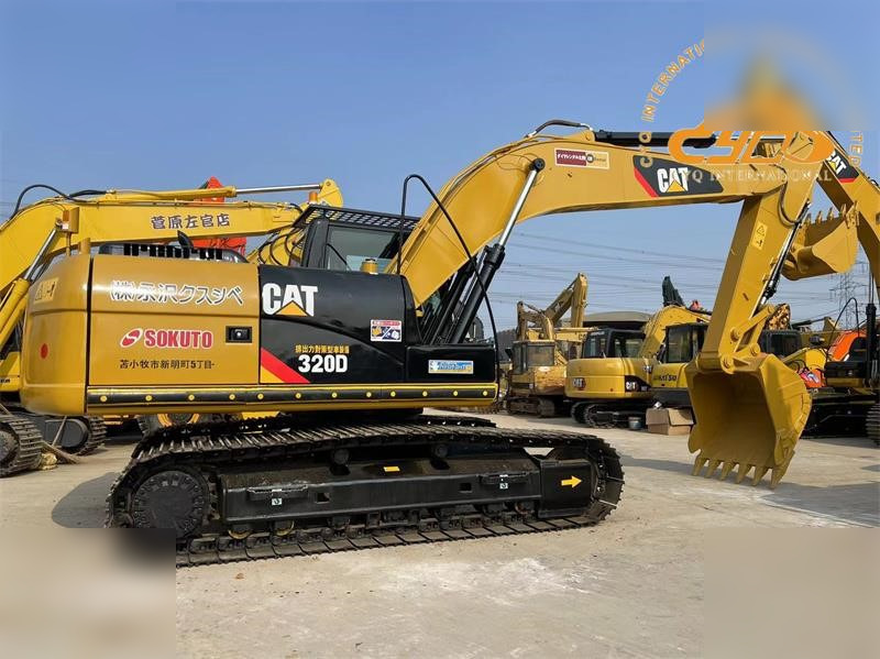 CATERPILLAR 320D - حفار زحاف: صورة 2 CATERPILLAR 320D - حفار زحاف: صورة 2
