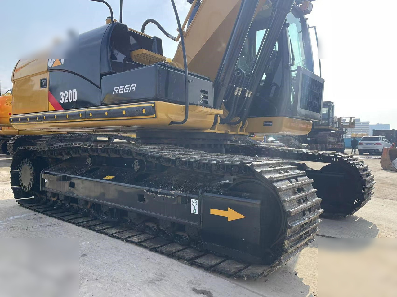CATERPILLAR 320D - حفار زحاف: صورة 5 CATERPILLAR 320D - حفار زحاف: صورة 5