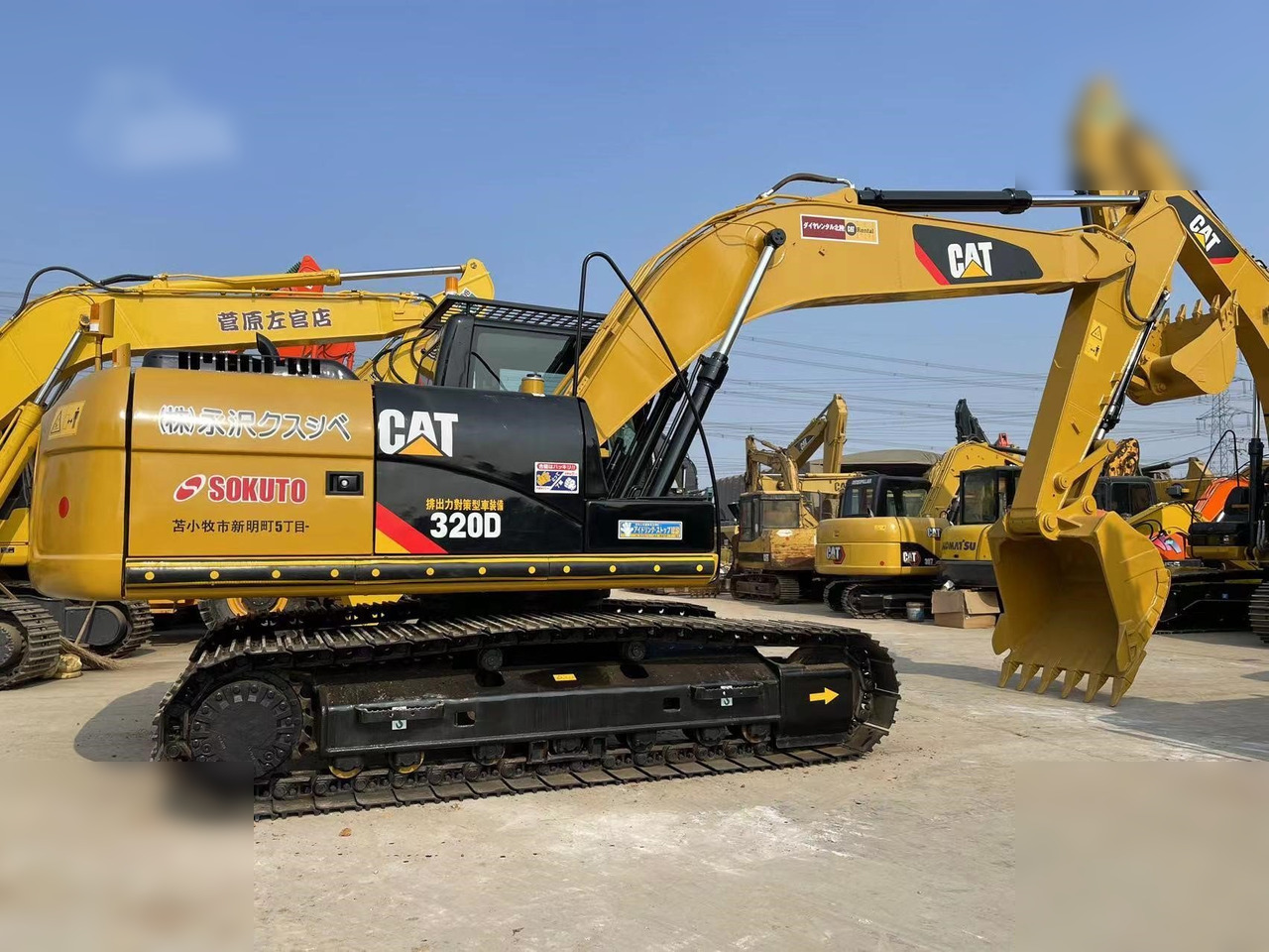 CATERPILLAR 320D - حفار زحاف: صورة 1 CATERPILLAR 320D - حفار زحاف: صورة 1