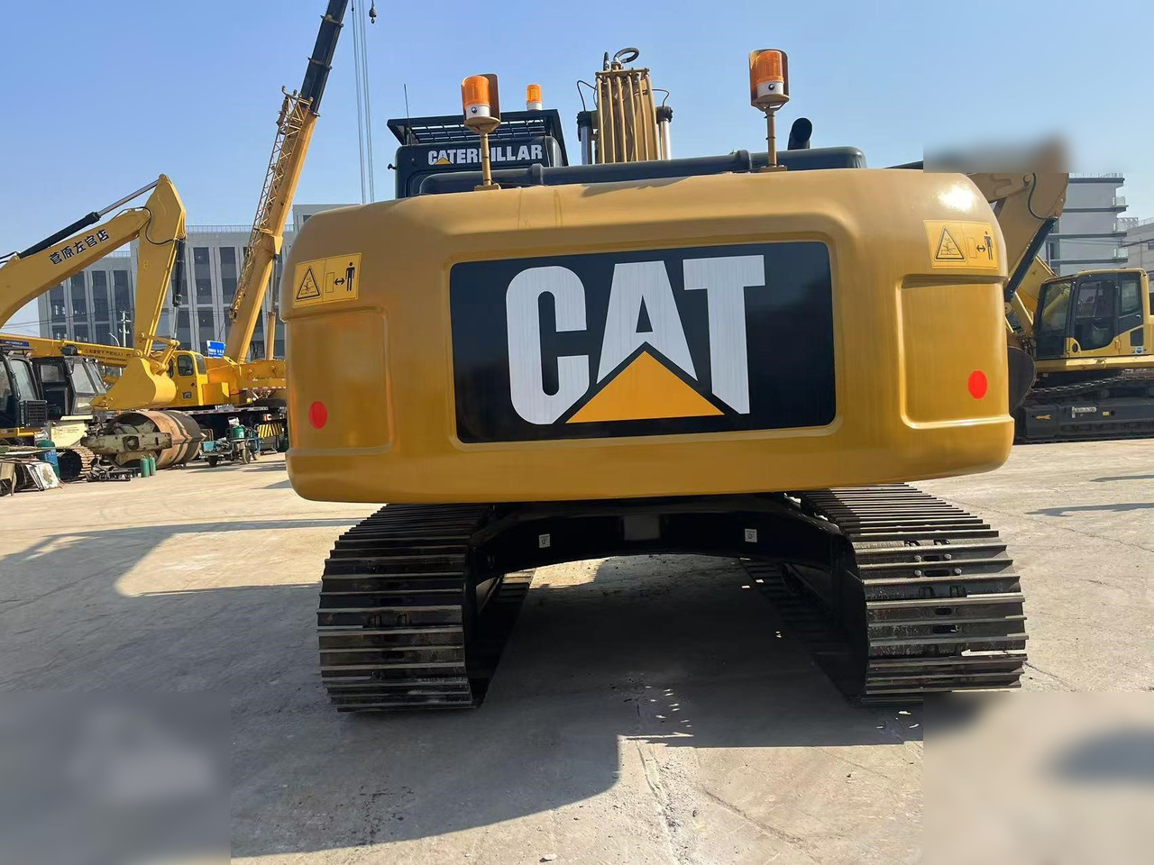 CATERPILLAR 320D - حفار زحاف: صورة 3 CATERPILLAR 320D - حفار زحاف: صورة 3