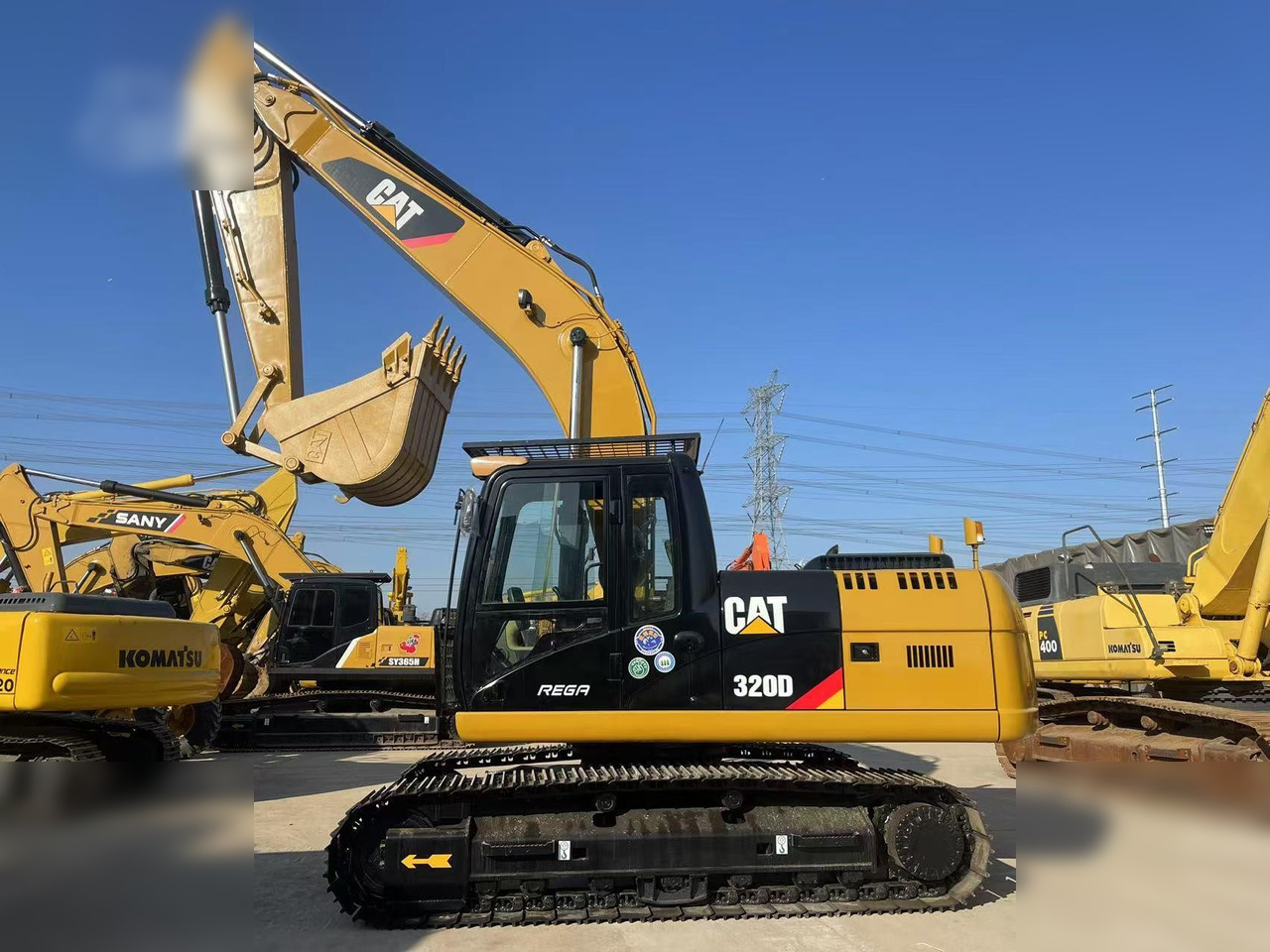CATERPILLAR 320D - حفار زحاف: صورة 1 CATERPILLAR 320D - حفار زحاف: صورة 1