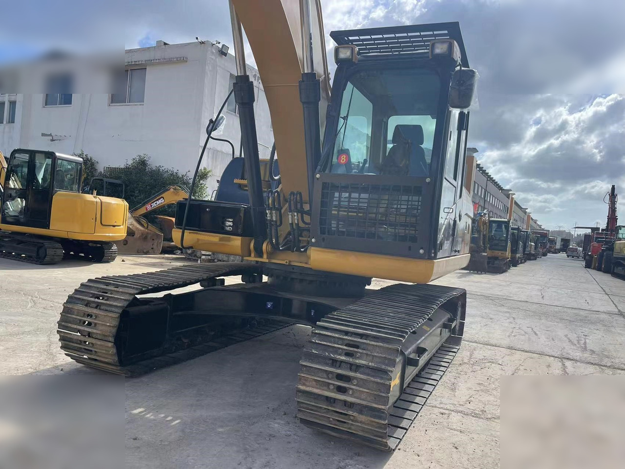 CATERPILLAR 320D - حفار زحاف: صورة 4 CATERPILLAR 320D - حفار زحاف: صورة 4