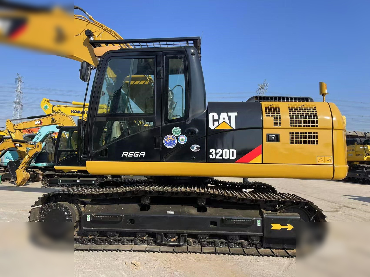 CATERPILLAR 320D - حفار زحاف: صورة 3 CATERPILLAR 320D - حفار زحاف: صورة 3