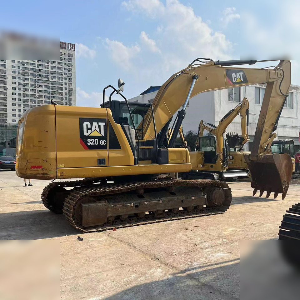 CATERPILLAR 320GC - حفار زحاف: صورة 1 CATERPILLAR 320GC - حفار زحاف: صورة 1