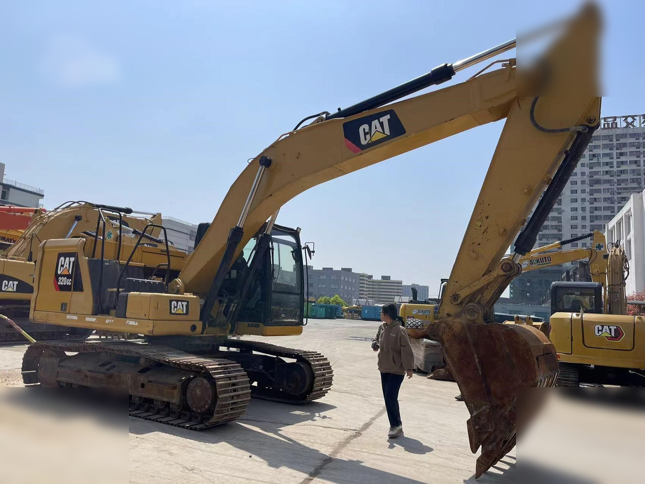 CATERPILLAR 320GC - حفار زحاف: صورة 3 CATERPILLAR 320GC - حفار زحاف: صورة 3