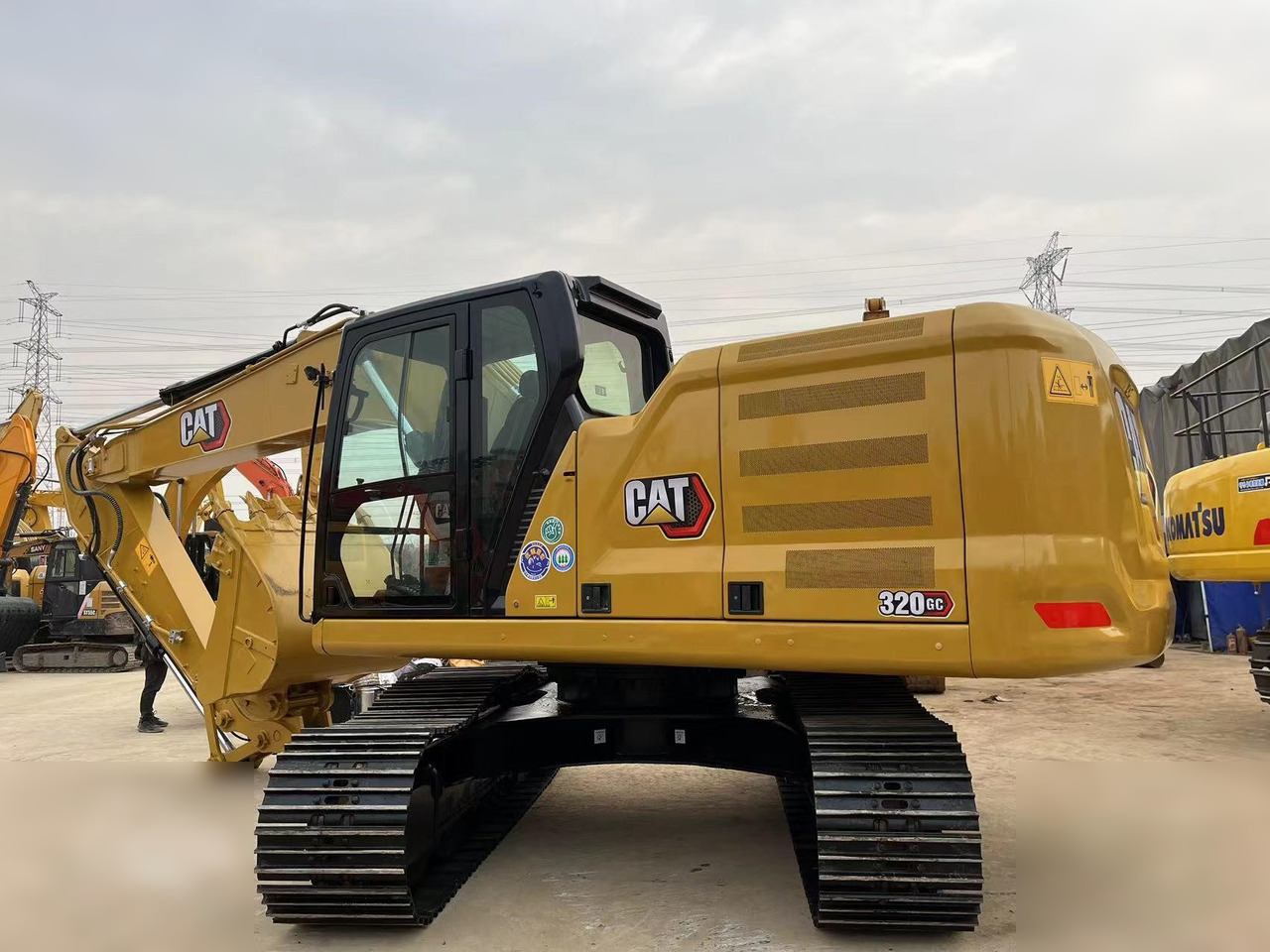 CATERPILLAR 320GC - حفار زحاف: صورة 5 CATERPILLAR 320GC - حفار زحاف: صورة 5