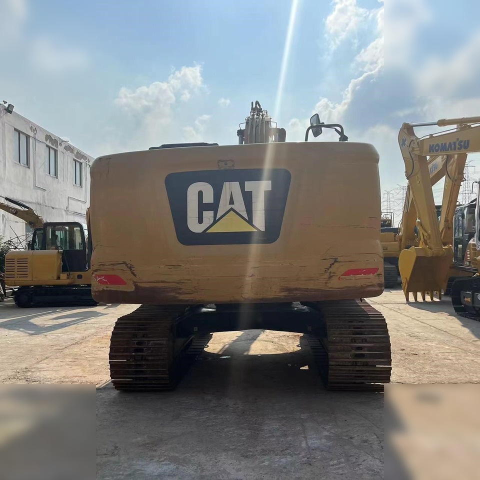 CATERPILLAR 320GC - حفار زحاف: صورة 4 CATERPILLAR 320GC - حفار زحاف: صورة 4