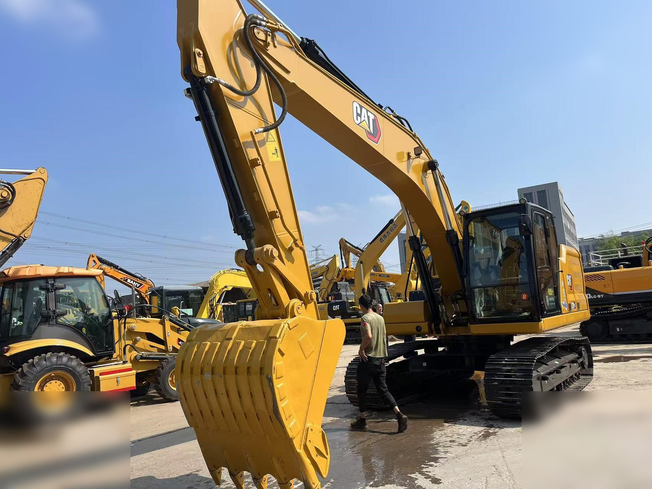 CATERPILLAR 320GC - حفار زحاف: صورة 4 CATERPILLAR 320GC - حفار زحاف: صورة 4