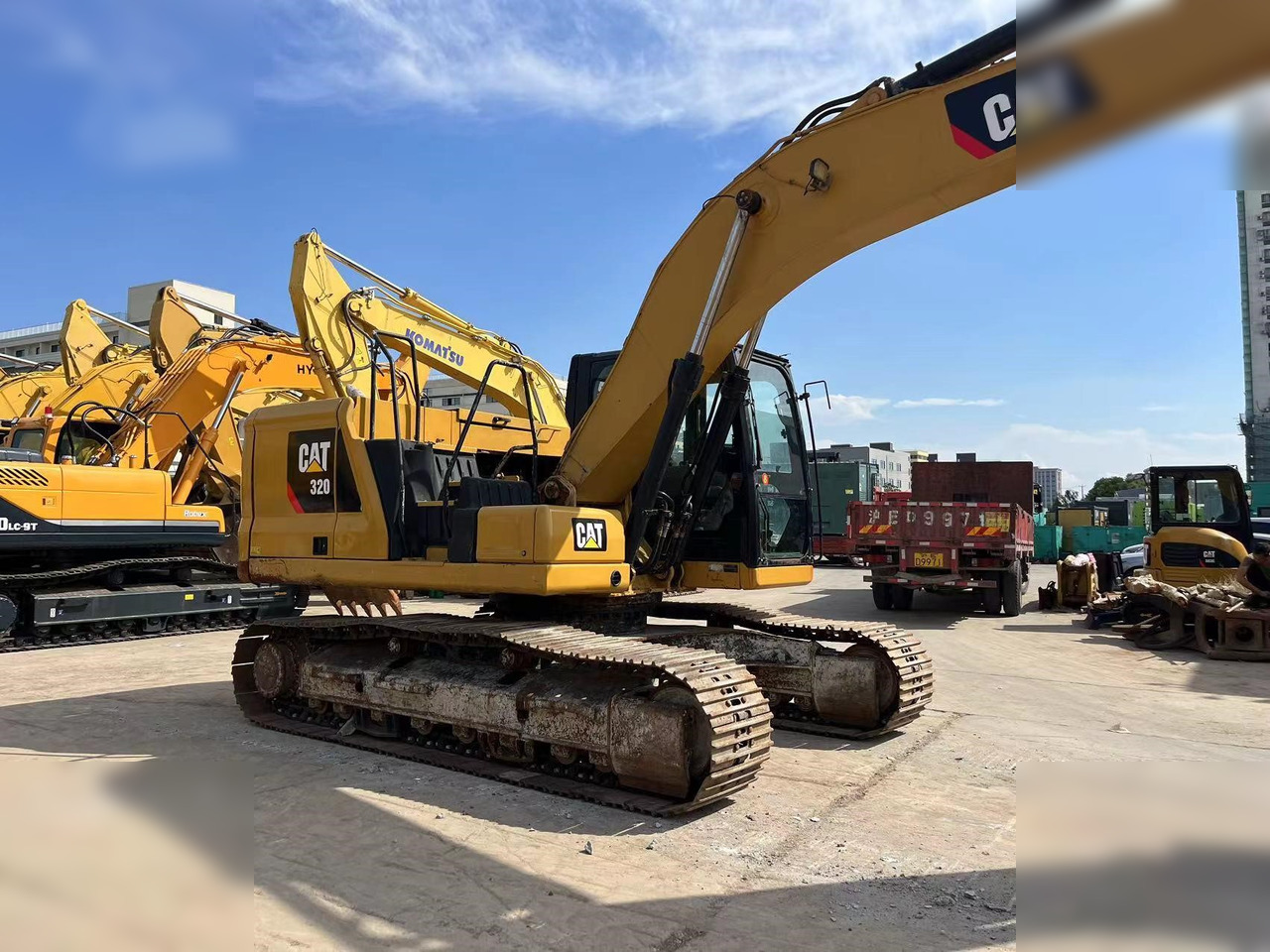 CATERPILLAR 320 - حفار زحاف: صورة 3 CATERPILLAR 320 - حفار زحاف: صورة 3