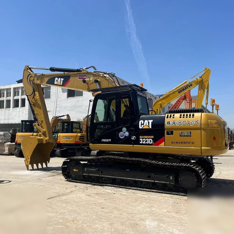 CATERPILLAR 323DL - حفار زحاف: صورة 2 CATERPILLAR 323DL - حفار زحاف: صورة 2