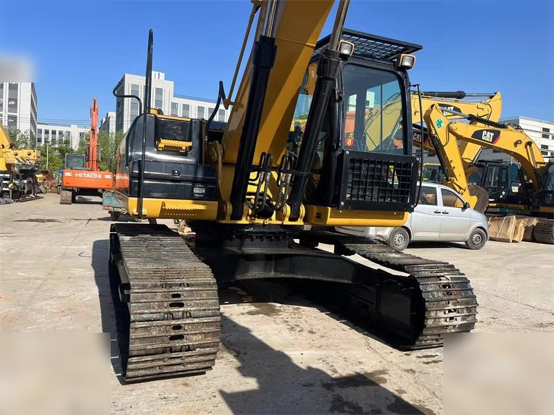 CATERPILLAR 324DL - حفار زحاف: صورة 4 CATERPILLAR 324DL - حفار زحاف: صورة 4