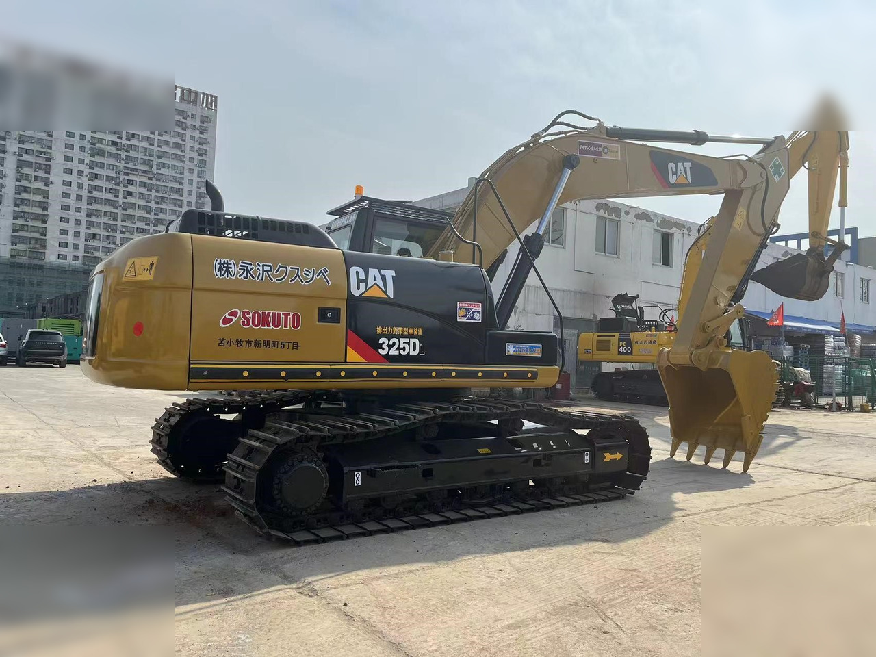 CATERPILLAR 325DL - حفار زحاف: صورة 2 CATERPILLAR 325DL - حفار زحاف: صورة 2