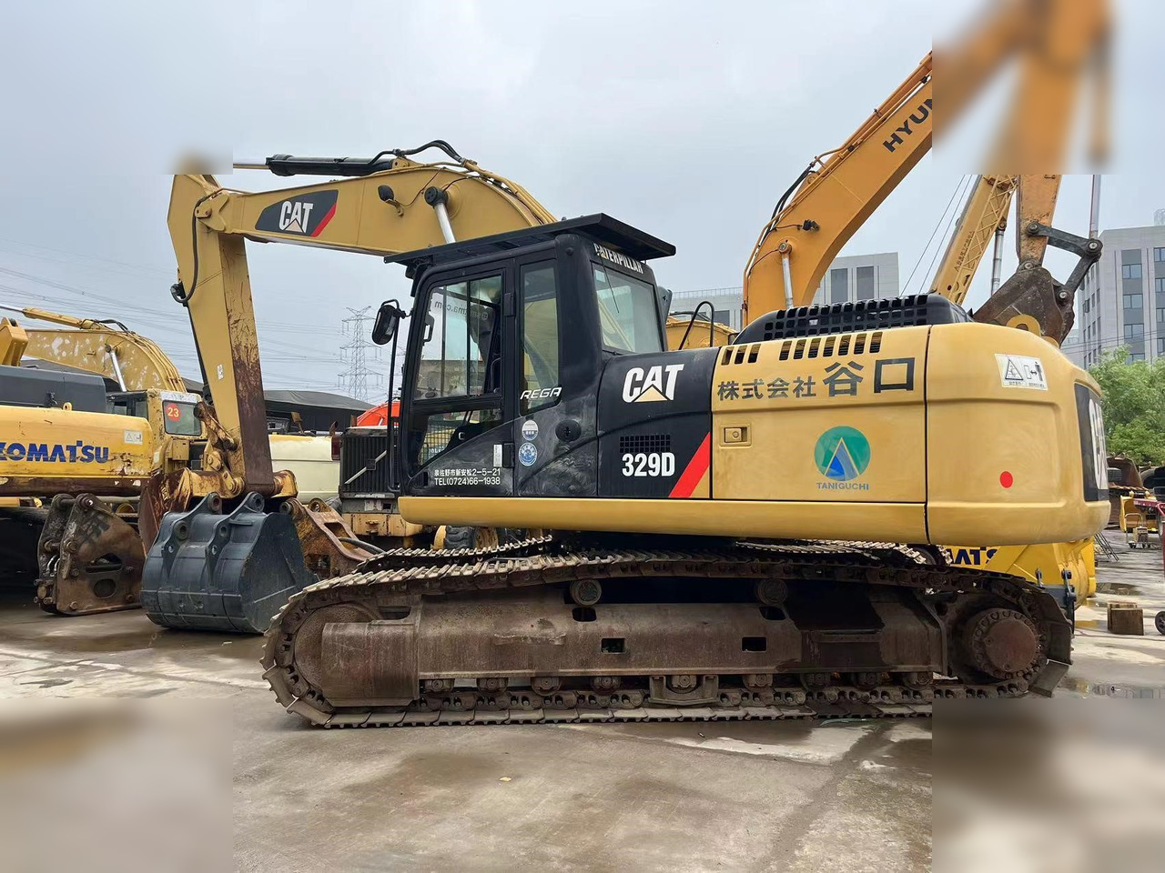CATERPILLAR 329D - حفار زحاف: صورة 1 CATERPILLAR 329D - حفار زحاف: صورة 1
