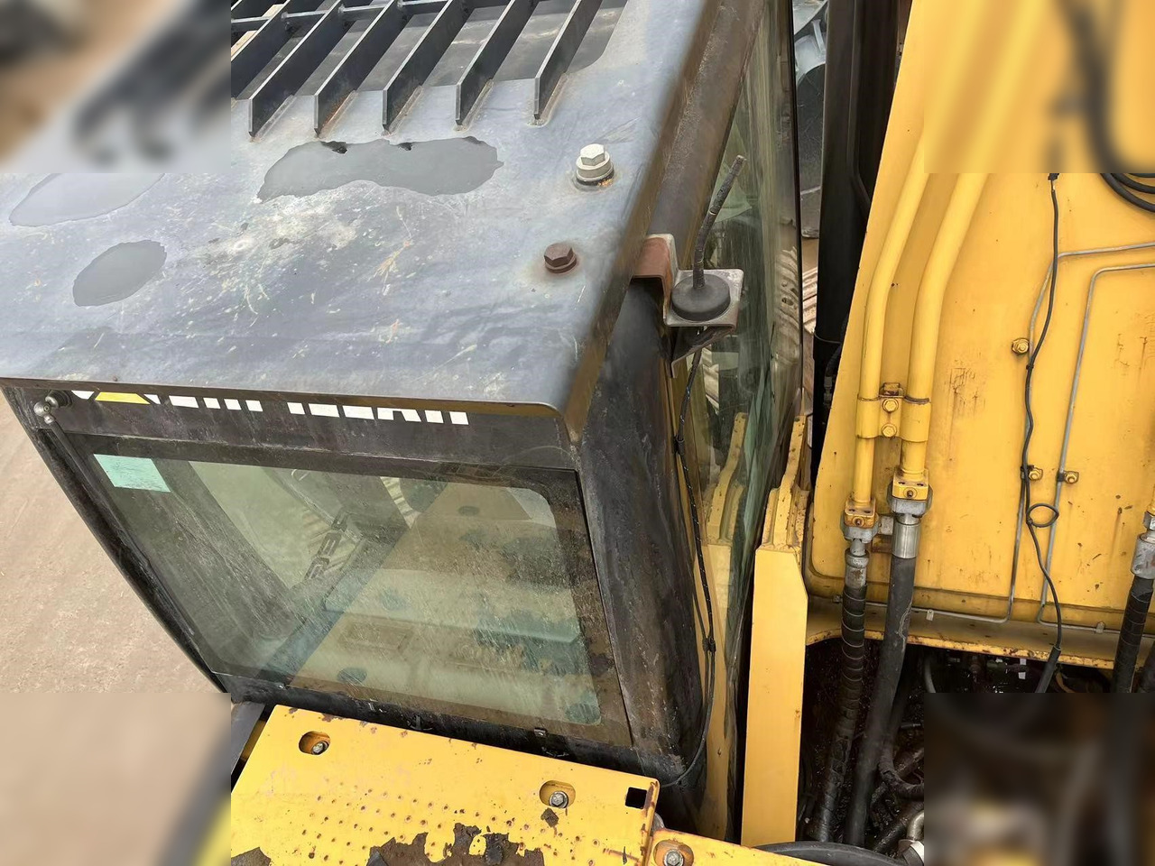 CATERPILLAR 329D - حفار زحاف: صورة 4 CATERPILLAR 329D - حفار زحاف: صورة 4