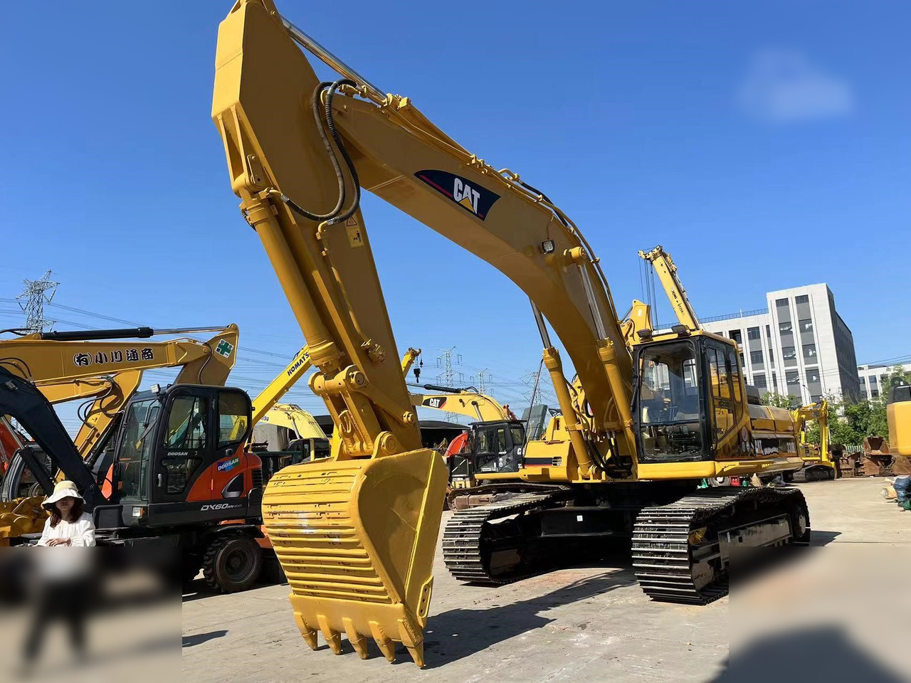 CATERPILLAR 330BL - حفار زحاف: صورة 4 CATERPILLAR 330BL - حفار زحاف: صورة 4