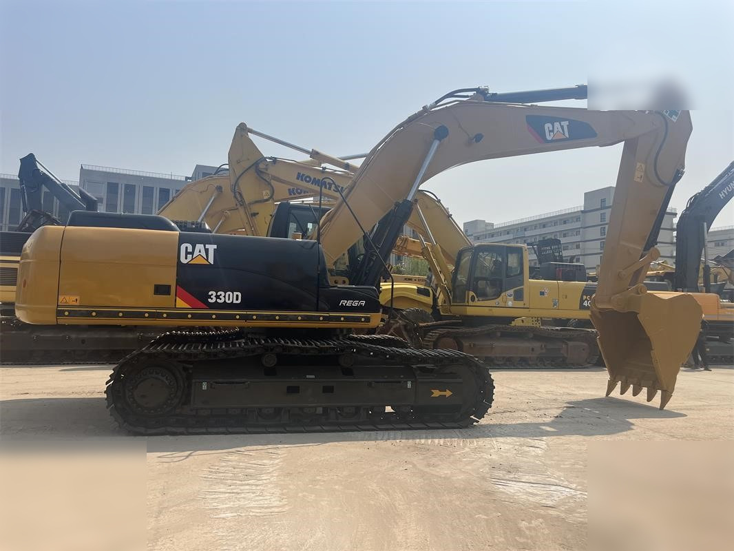 CATERPILLAR 330D - حفار زحاف: صورة 1 CATERPILLAR 330D - حفار زحاف: صورة 1