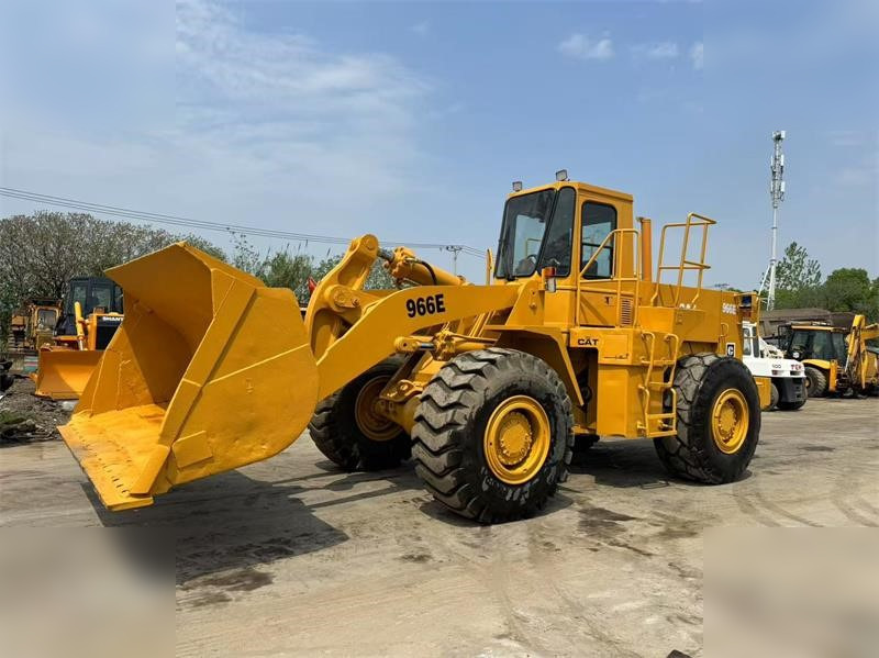 CATERPILLAR 966E - اللودر بعجل: صورة 1 CATERPILLAR 966E - اللودر بعجل: صورة 1
