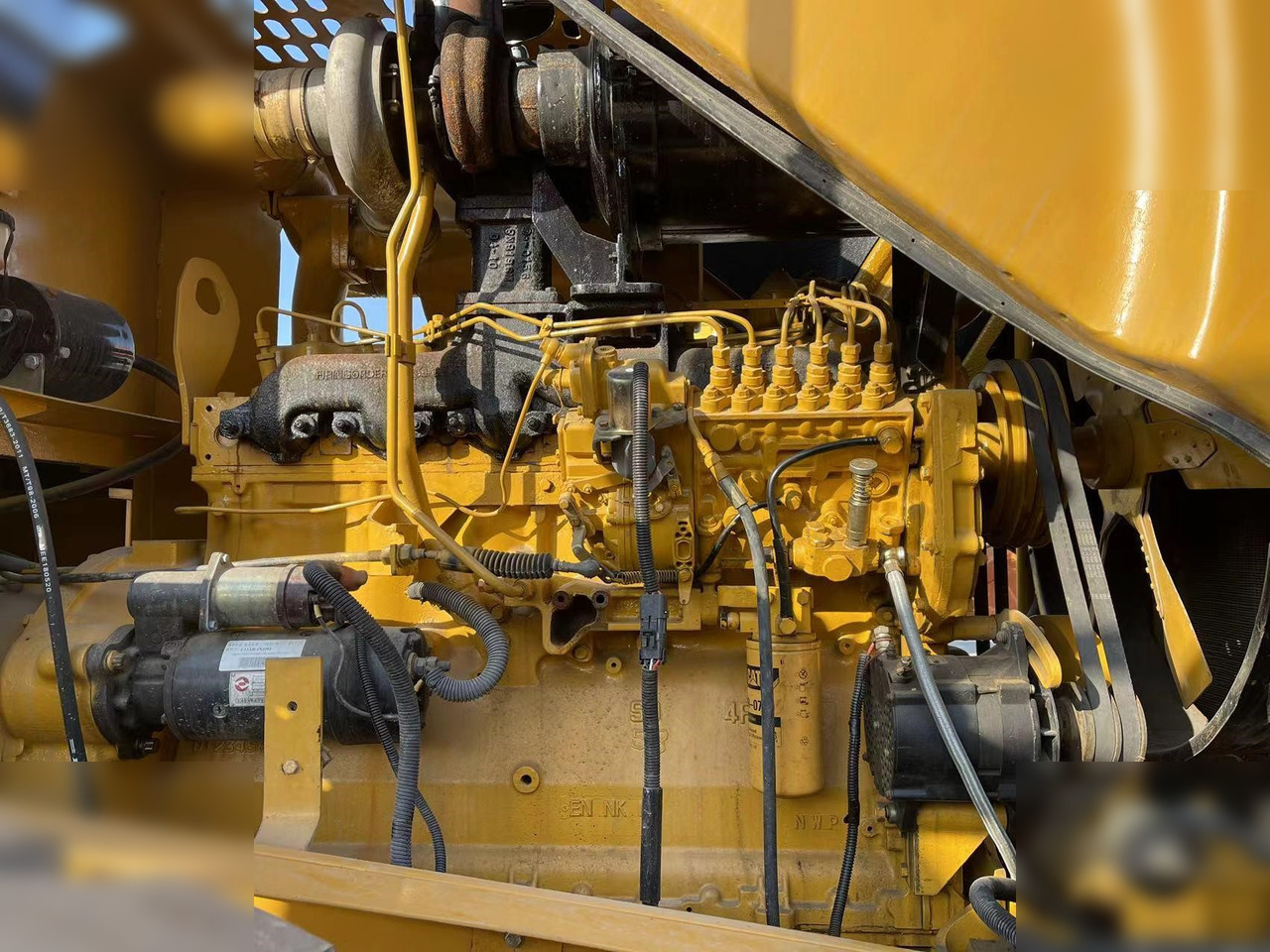 اللودر بعجل CATERPILLAR 966G: صورة 6