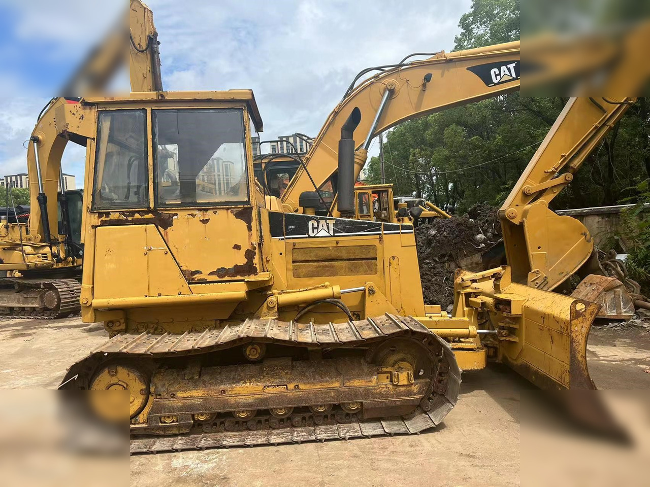 CATERPILLAR D5C - جرافة: صورة 1 CATERPILLAR D5C - جرافة: صورة 1