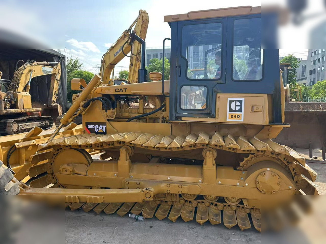 CATERPILLAR D6D - جرافة: صورة 2 CATERPILLAR D6D - جرافة: صورة 2