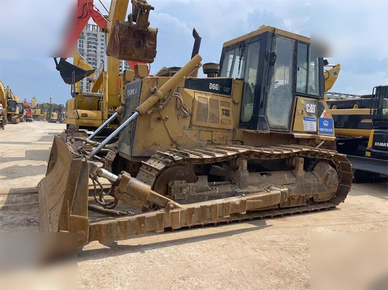 CATERPILLAR D6G LGP - جرافة: صورة 1 CATERPILLAR D6G LGP - جرافة: صورة 1