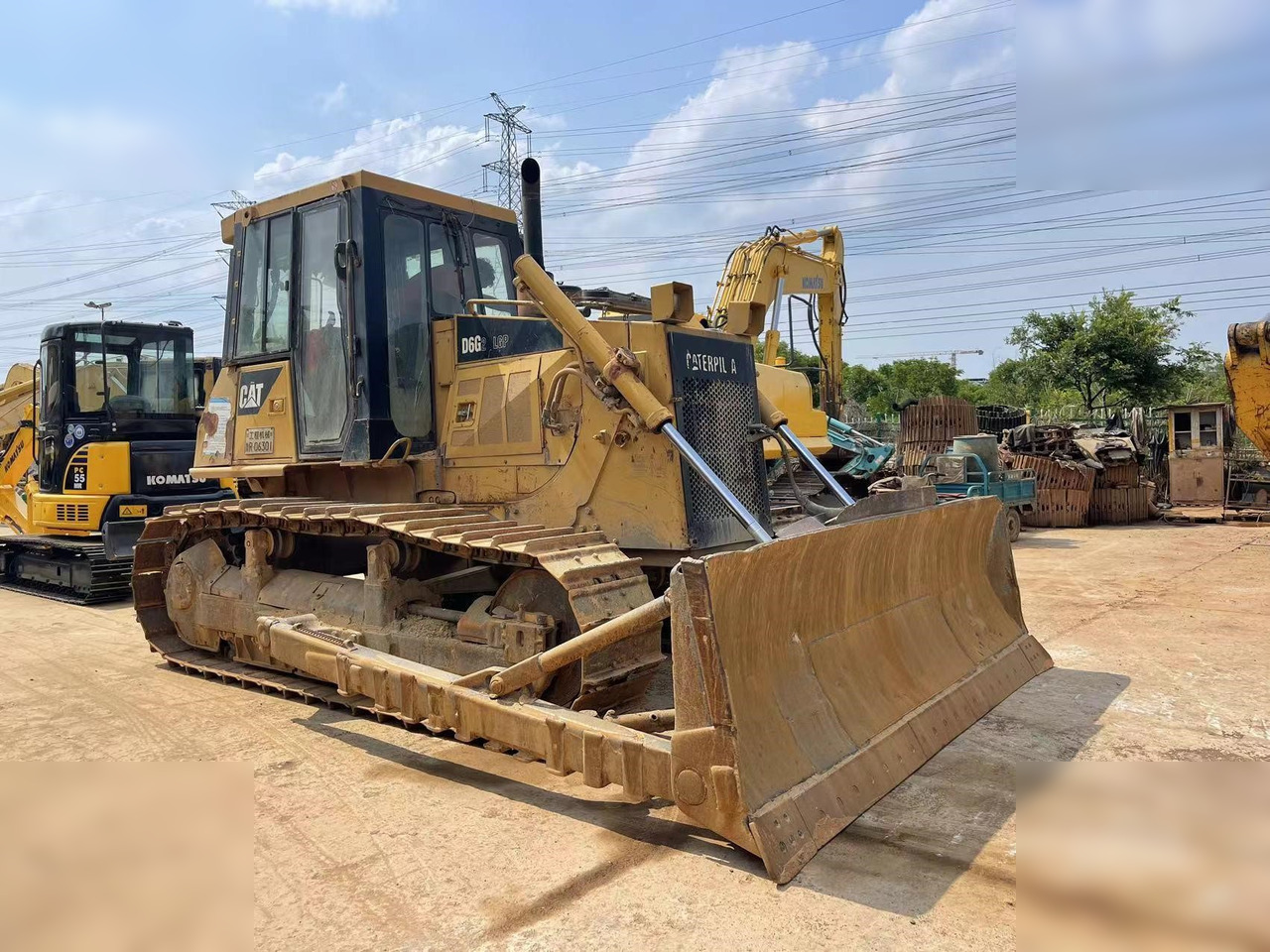 CATERPILLAR D6G - جرافة: صورة 1 CATERPILLAR D6G - جرافة: صورة 1