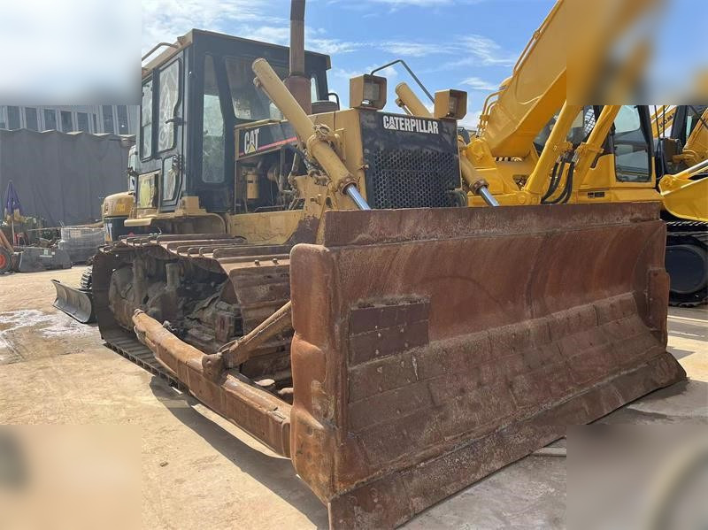 CATERPILLAR D6G - جرافة: صورة 2 CATERPILLAR D6G - جرافة: صورة 2