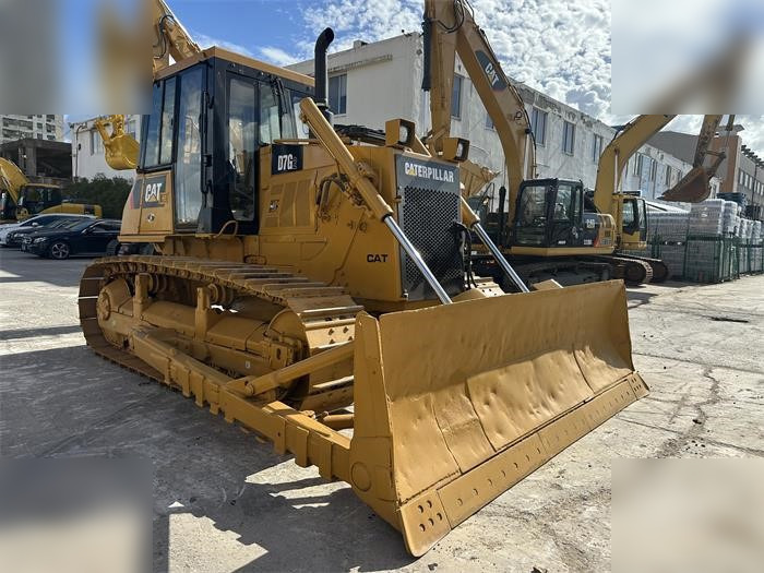 CATERPILLAR D7G II - جرافة: صورة 3 CATERPILLAR D7G II - جرافة: صورة 3