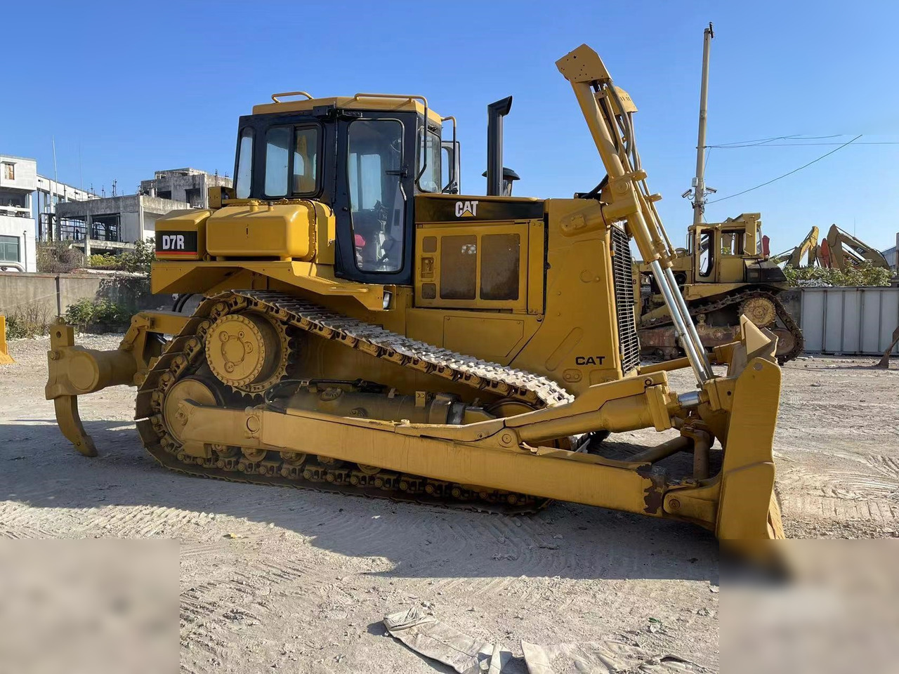 جرافة CATERPILLAR D7R II: صورة 6 جرافة CATERPILLAR D7R II: صورة 6