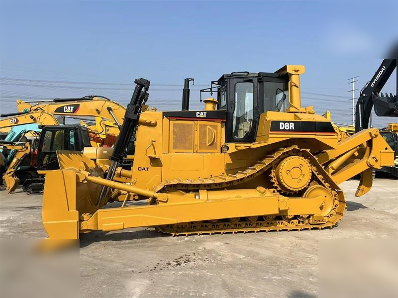 CATERPILLAR D8R - جرافة: صورة 1 CATERPILLAR D8R - جرافة: صورة 1