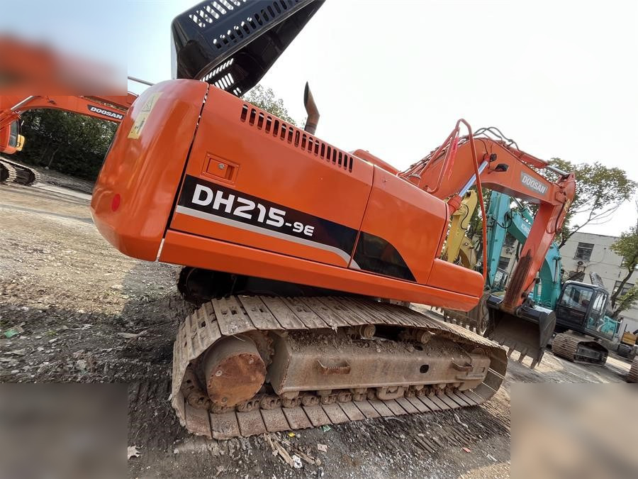 DOOSAN DH215-9E - حفار زحاف: صورة 1 DOOSAN DH215-9E - حفار زحاف: صورة 1