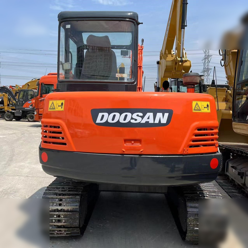 DOOSAN DH55-V - حفارة مُصَّغرة: صورة 4 DOOSAN DH55-V - حفارة مُصَّغرة: صورة 4