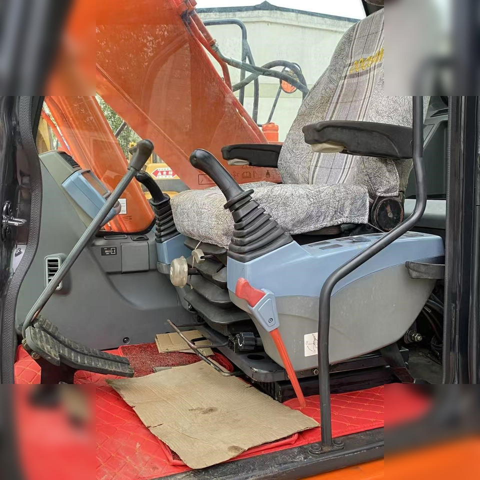 DOOSAN DX140 LC - حفار زحاف: صورة 3 DOOSAN DX140 LC - حفار زحاف: صورة 3