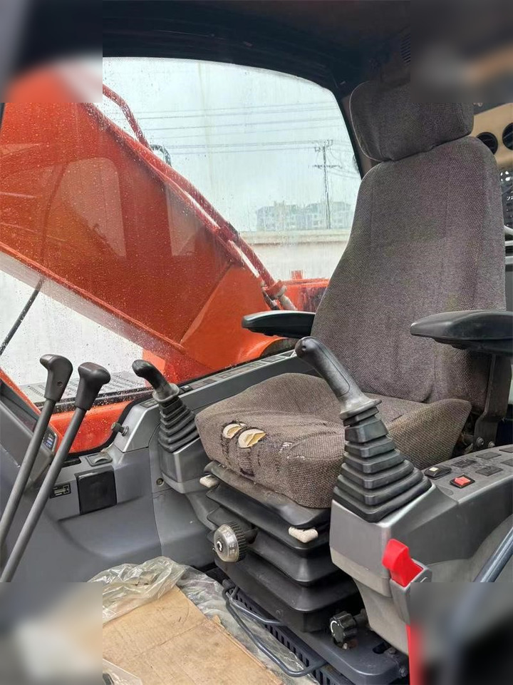 حفار زحاف DOOSAN DX225 LC-5: صورة 7