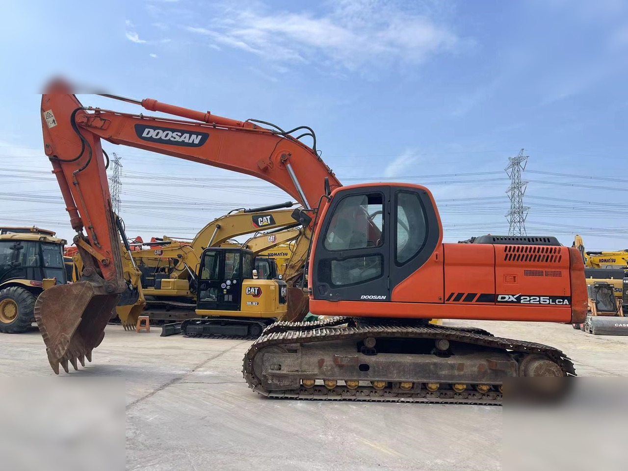 DOOSAN DX225 LCA - حفار زحاف: صورة 2 DOOSAN DX225 LCA - حفار زحاف: صورة 2