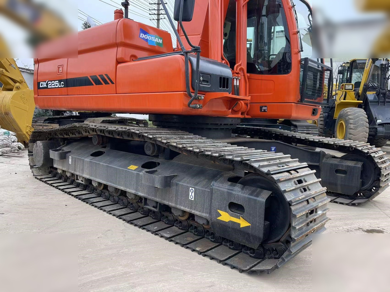 DOOSAN DX225 LC - حفار زحاف: صورة 5 DOOSAN DX225 LC - حفار زحاف: صورة 5
