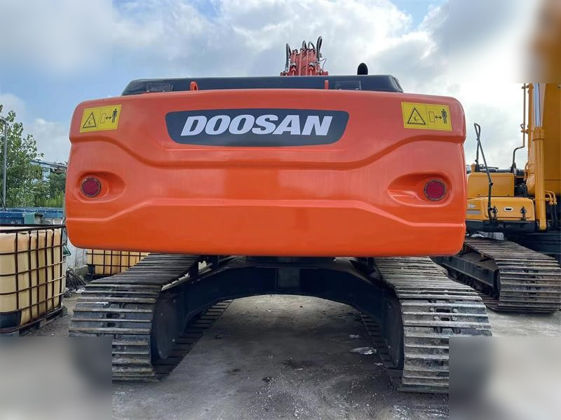 DOOSAN DX225 LC - حفار زحاف: صورة 4 DOOSAN DX225 LC - حفار زحاف: صورة 4